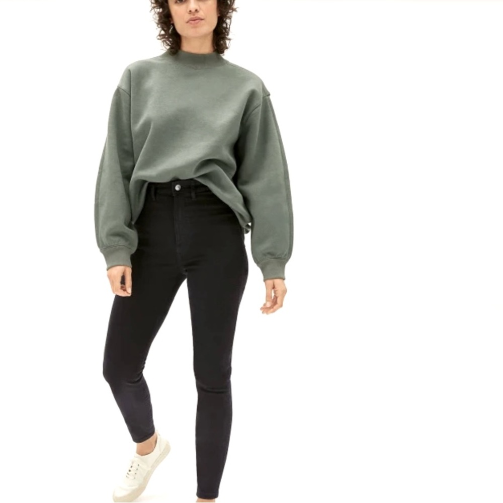 EVERLANE way high skinny jean. Size 28.